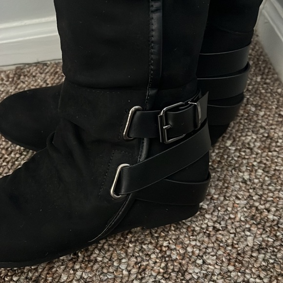 Suede Warm Black Knee High Boots 1 Pair! - Picture 8 of 11